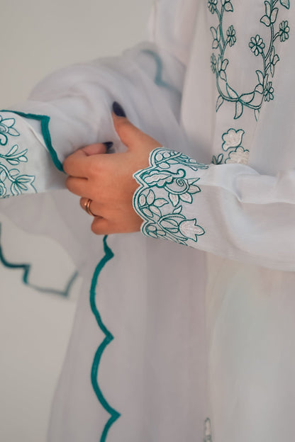 Rayhana – Ivory & Green Embroidered Silk 3 Piece Suit - ZaynahQalb
