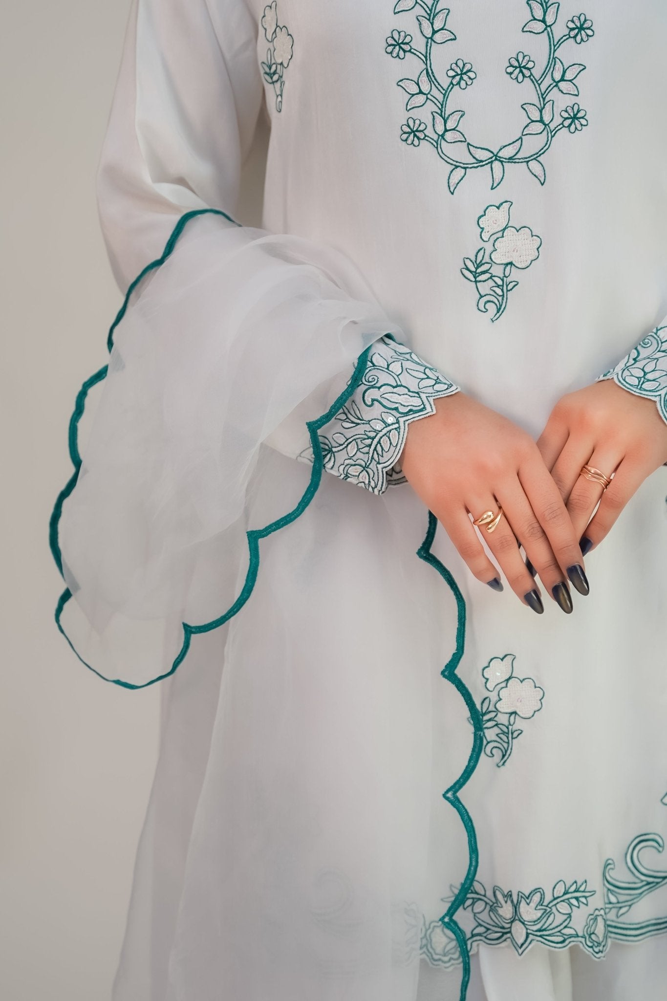 Rayhana – Ivory & Green Embroidered Silk 3 Piece Suit - ZaynahQalb