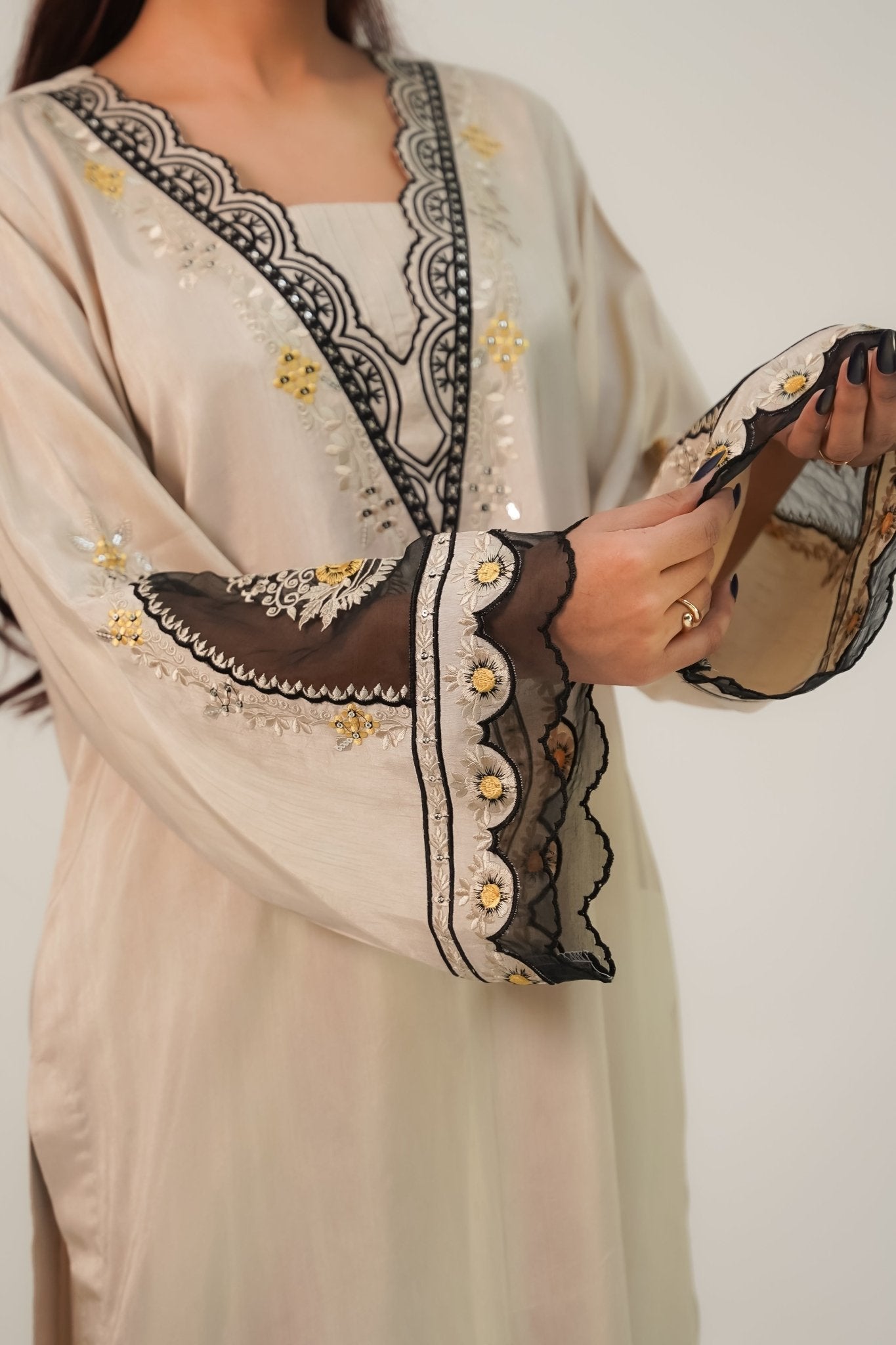 Yasmin – Ivory & Noir Embroidered Silk 3 Piece Suit - ZaynahQalb
